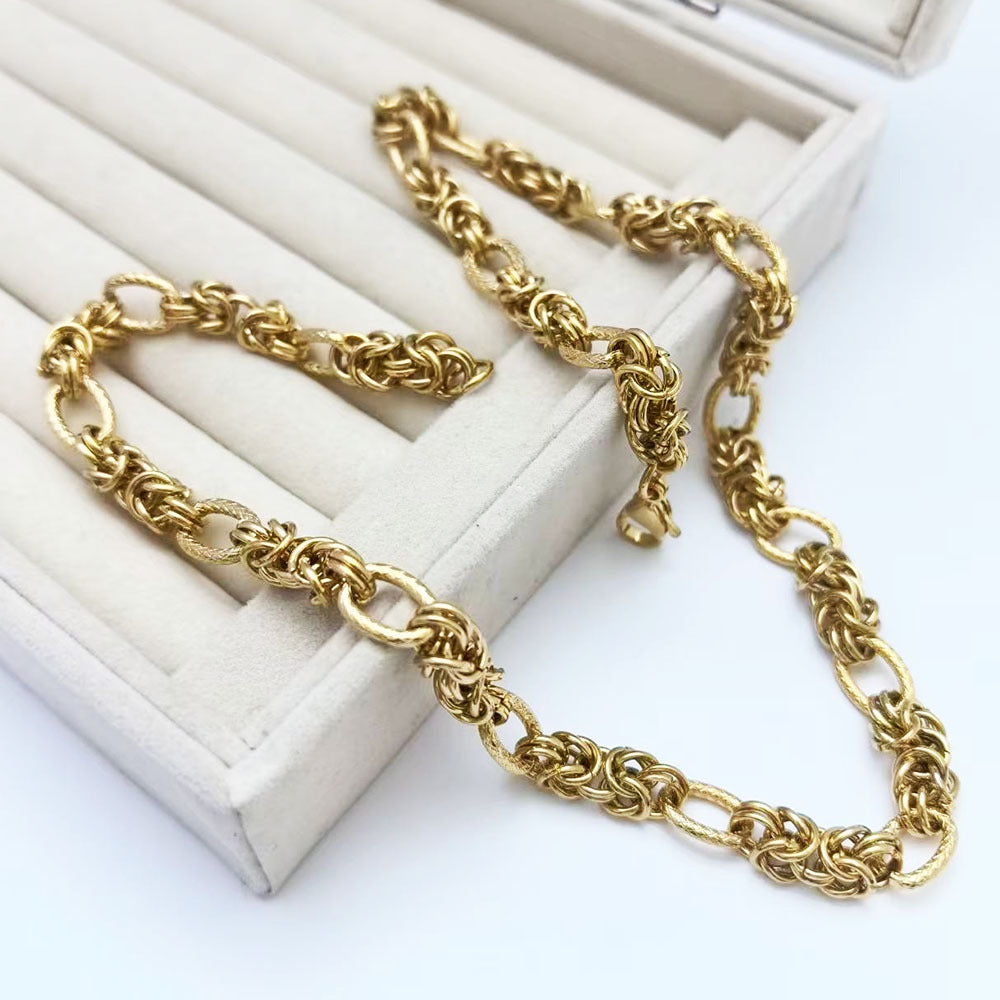 Collier maillons byzantins fermoir finition or