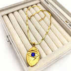 Collier œil talisman vue de face