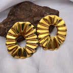 Créoles plissé soleil finition or texture plissée brillante